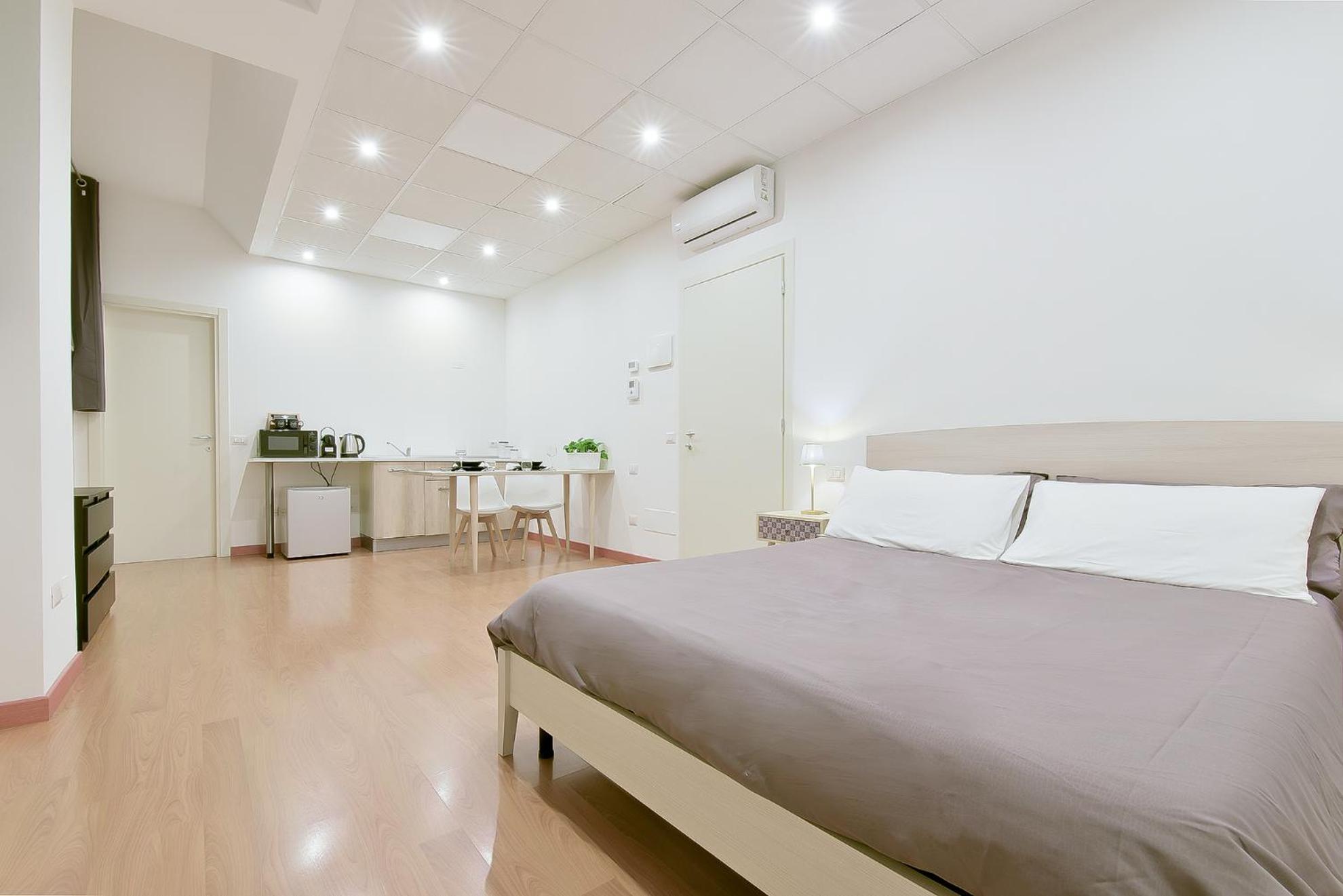 Lhe Les Trois Merveilles Apartment Cesena